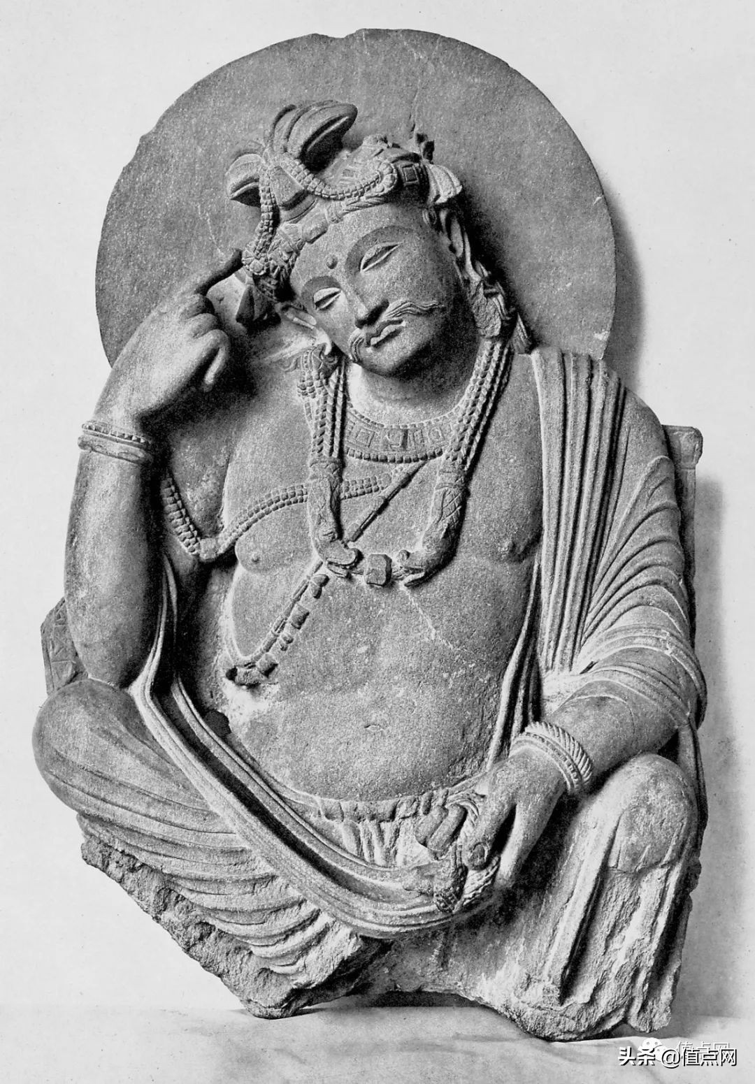 2019苏富比拍卖乾隆珐琅彩瓶,大清乾隆珐琅彩拍卖成交记录