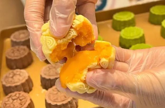 月饼元朗荣华经典,2023年世界十大月饼品牌