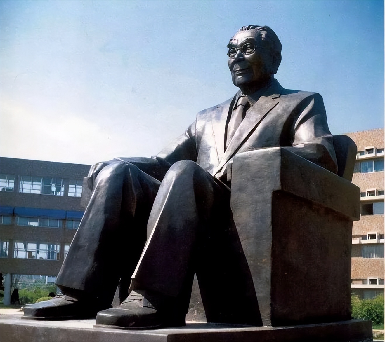 他本可进国足当球星,却转身成为中国人工智能领域大神