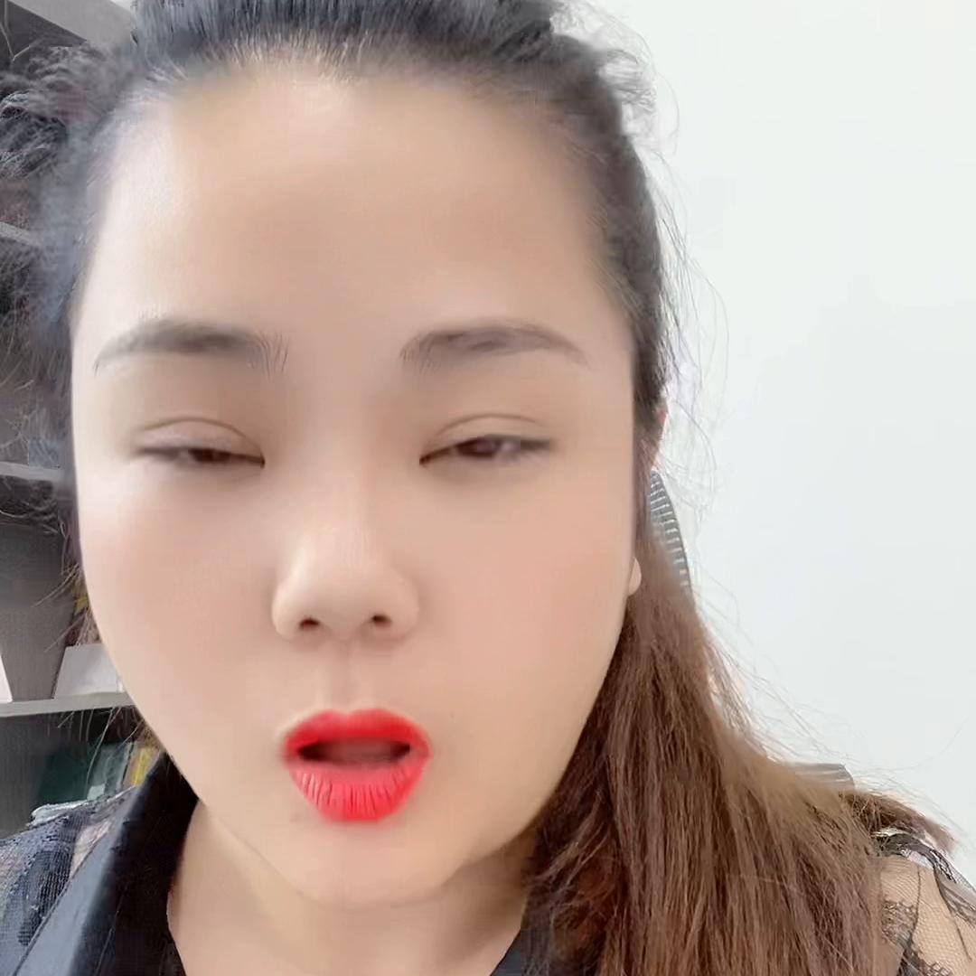 美甲店会员卡打折退卡,在美甲店充了会员现在想退卡