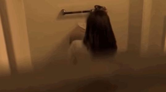 閰掑簵鎴块棿琚伔瑁呮憚鍍忓ご,閰掑簵闃插伔鎷嶅彂鐜板彲鐤戞憚鍍忓ご