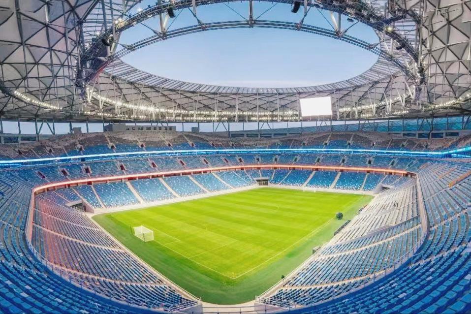 最大的体育场能容纳多少人,最新中国最大10座体育场