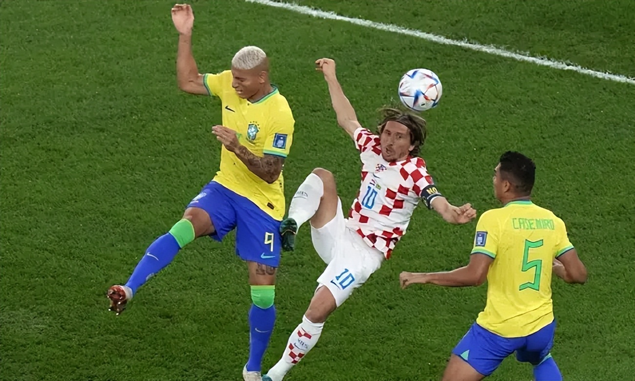 大冷阿根廷,梅西罚丢点球后巴西全队的反应