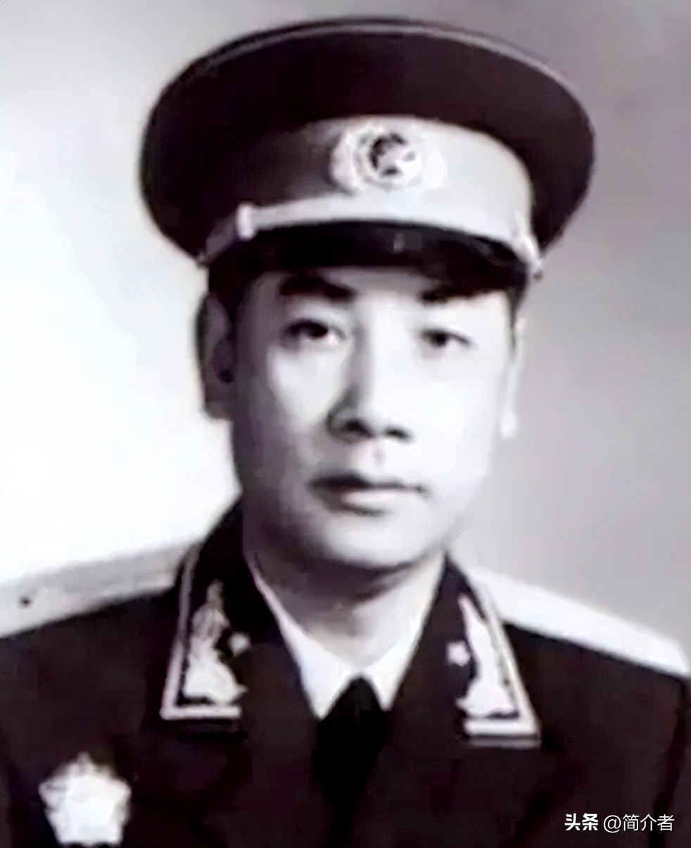 属狗的70年什么生肖,生肖狗历史人物属相