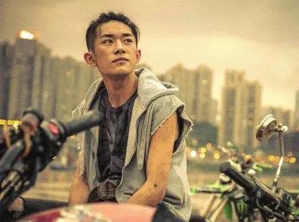 黄渤贾玲沈腾爆笑小品完整版,沈腾黄渤贾玲疯狂外星人