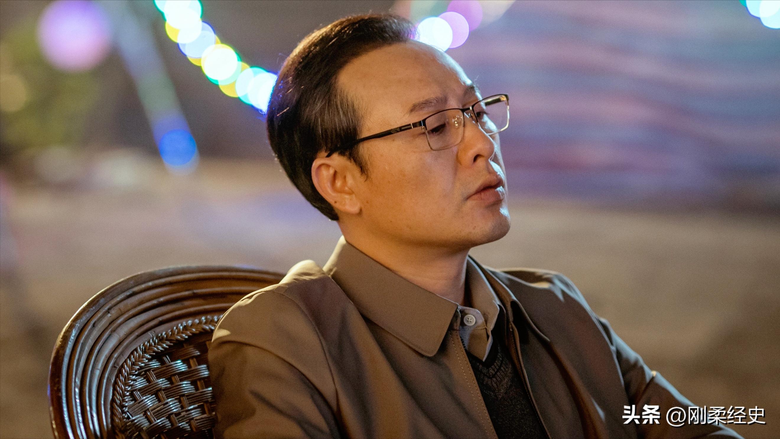 狂飙经不起推敲,狂飙不能看吗