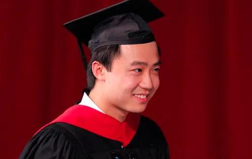 前中央政治局委员*熙薄**来：一审被判处无期徒刑剥夺政治权利终身！