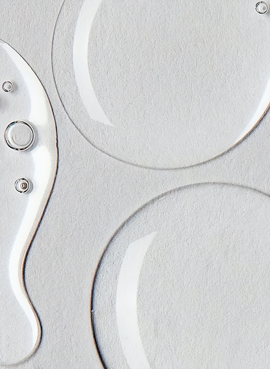 你真的会用爽肤水这些误区要避开,爽肤水到底是鸡肋还是护肤必备