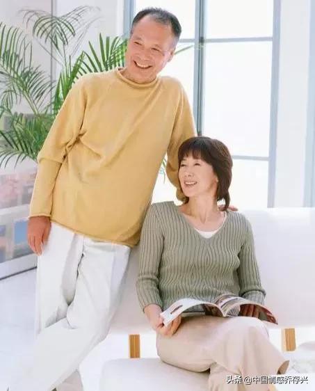 55岁林姐相亲66岁刘大哥说道：答应我一个条件，就嫁给你