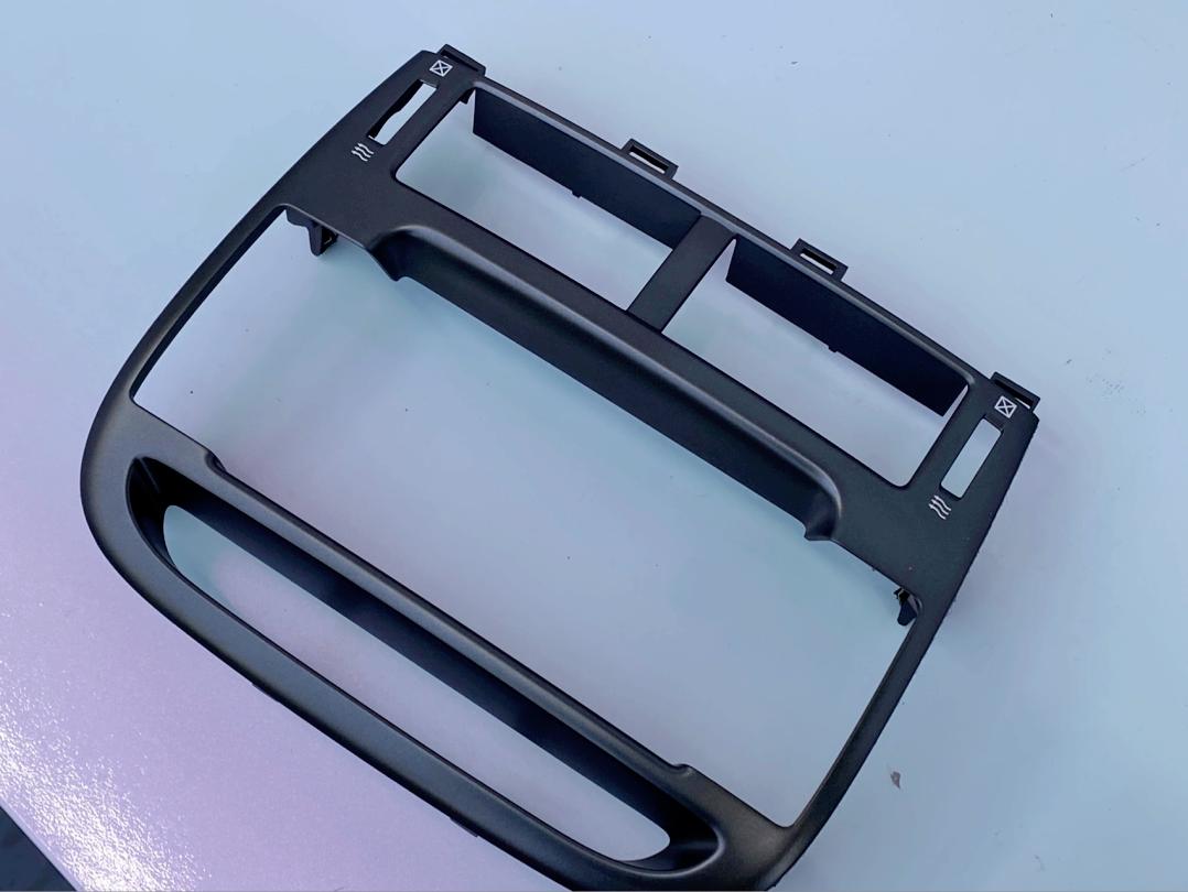 搞了辆“破烂不堪”05年凌志LS430，进厂翻新重造，复活又变新车