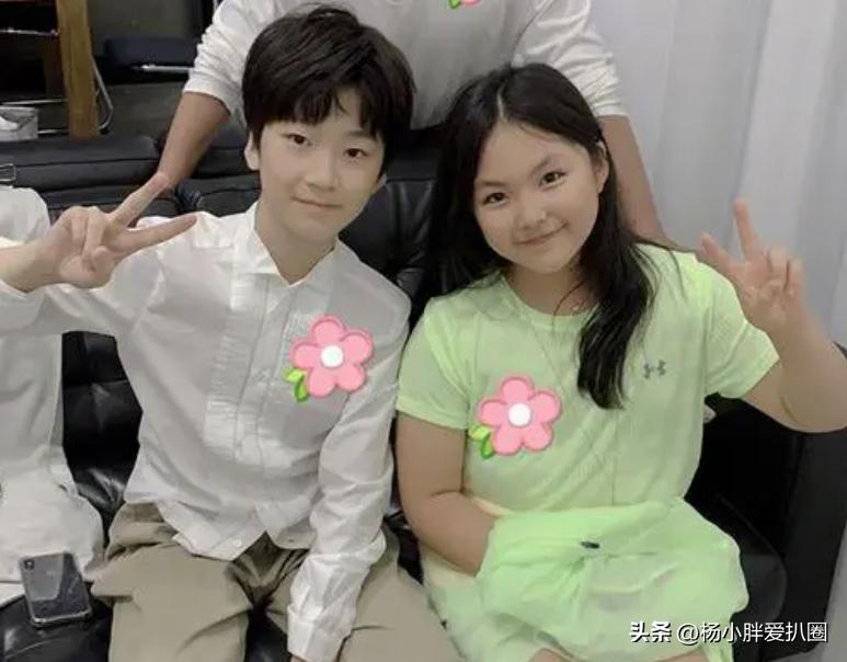 王诗龄和好友穿校服跳舞视频,王诗龄合拍男生原视频