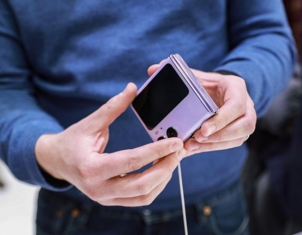 oppofindn2flip网红,oppofindx2flip个人热点