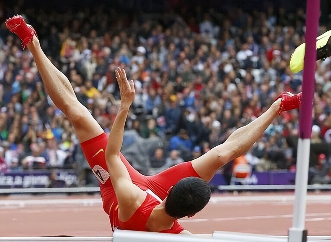 亚洲飞人刘翔现在干什么,现在才知道刘翔当年有多厉害