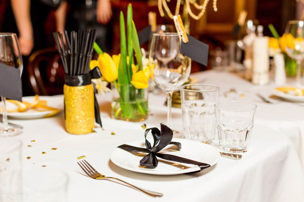 法国的餐桌礼仪简单介绍,北美国家的餐桌礼仪