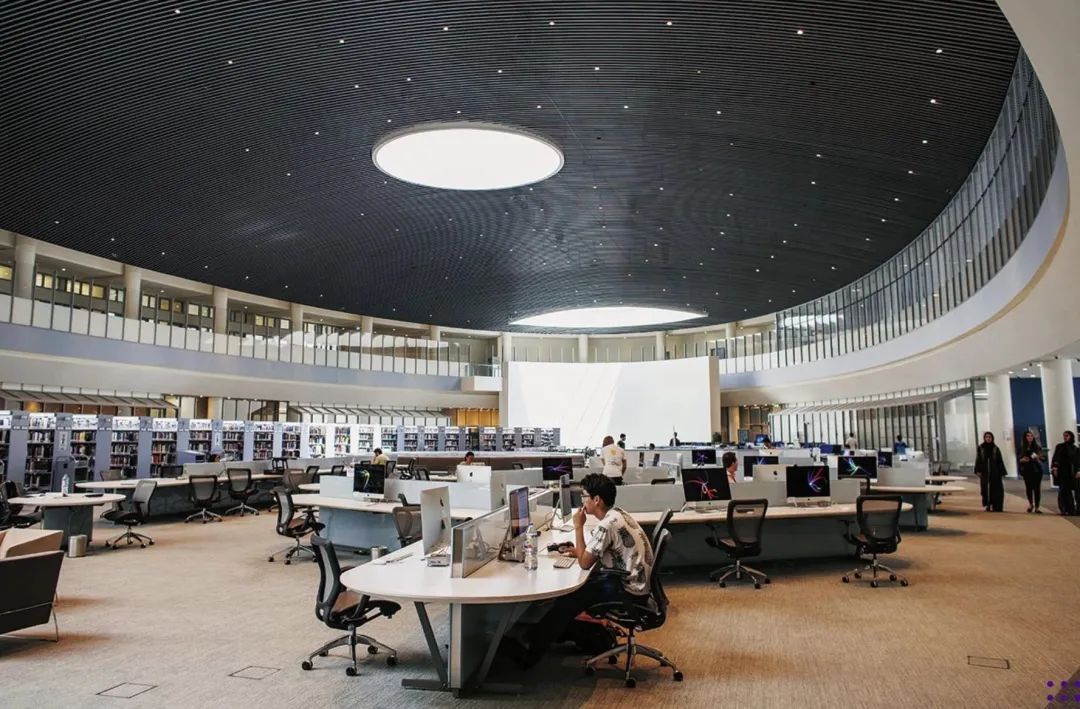 看他分享在纽约大学读计算机的体验，慕了！