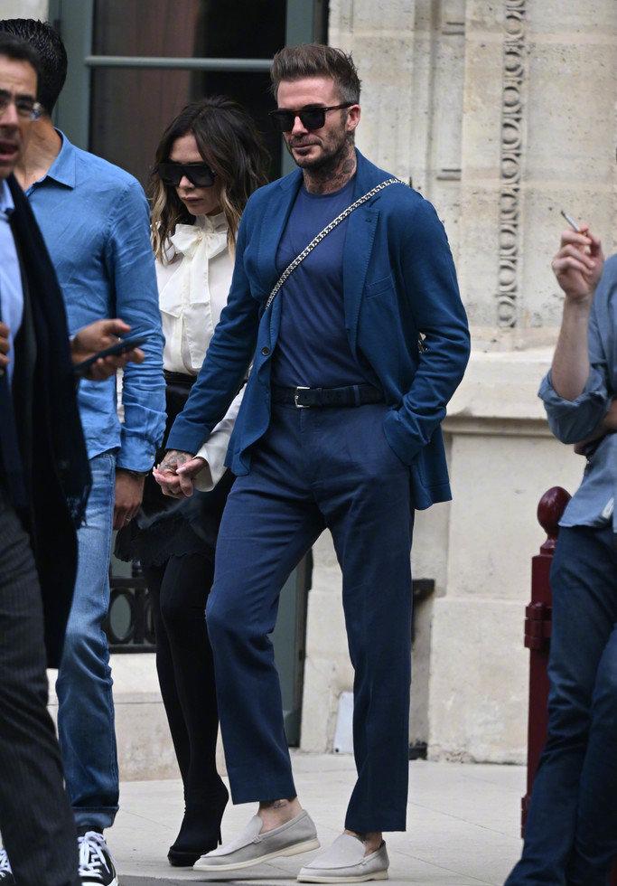 贝克汉姆维多利亚恩爱视频,贝克汉姆维多利亚夫妻恩爱