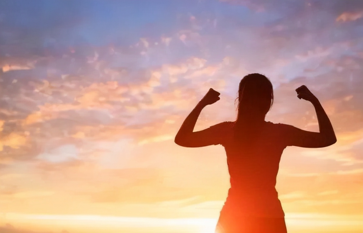 人到中年才明白妈妈的苦,人老了怎么越来越抠门