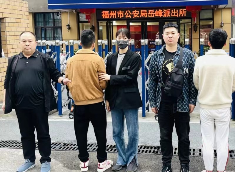 民警李璐姗：方寸内勤岗筑梦绽芳华