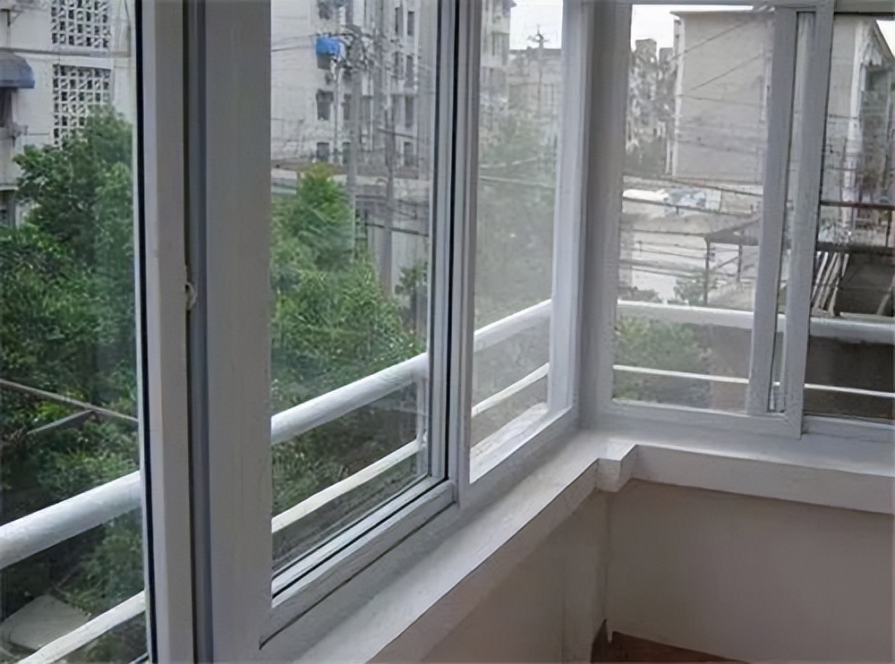 阳台漏水怎么找漏水点,厨房阳台漏水怎么准确找到漏水点