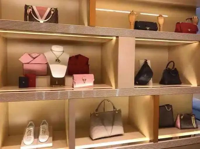 长沙国金中心lv售假后续,长沙国金lv专柜售假在哪里鉴定