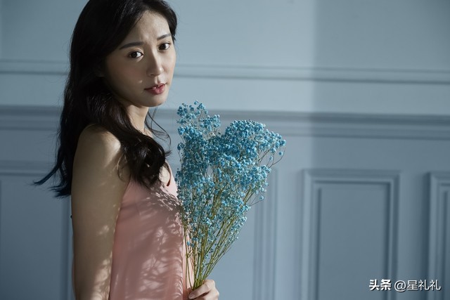 “前男友业主群聊骚，我果断分手后，曾悔得肠子都青”