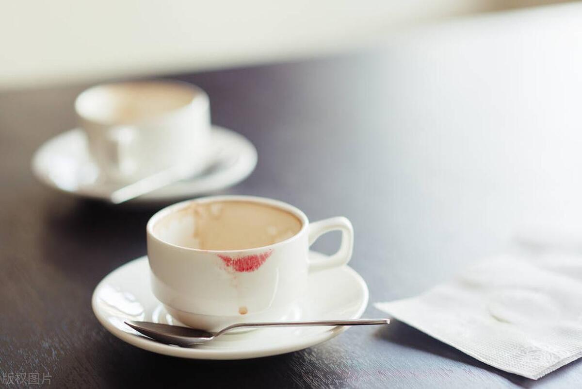 张爱玲的散文因为懂得所以慈悲,张爱玲谈慈悲因为懂得所以宽容