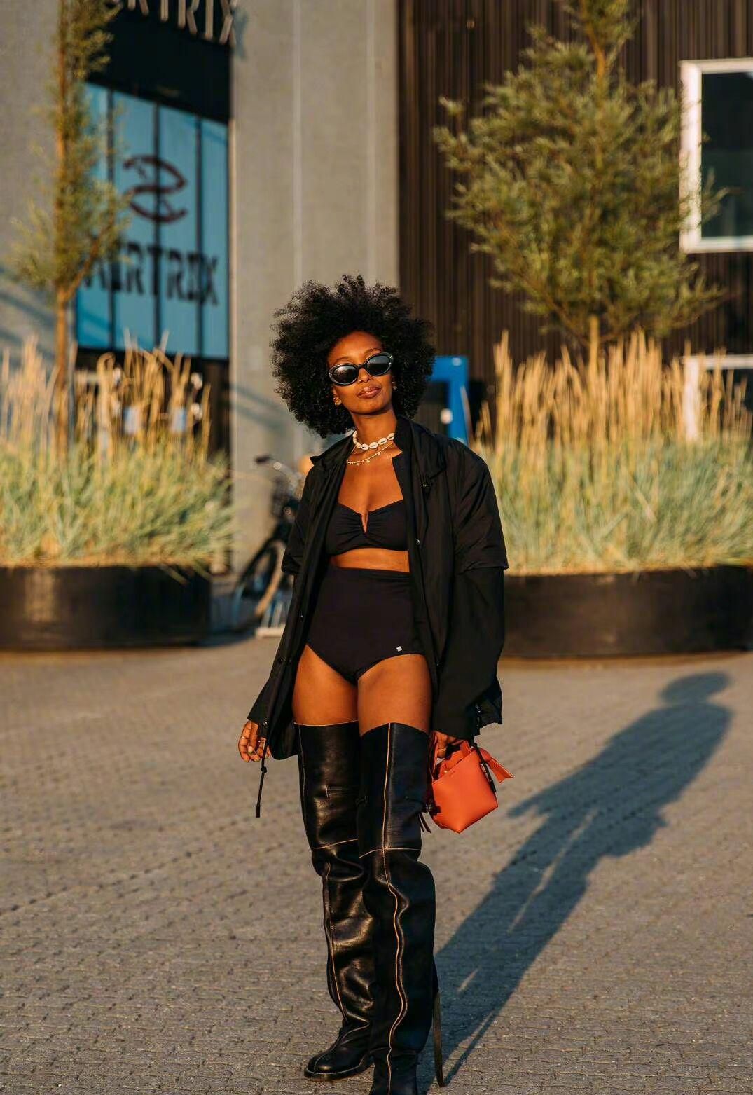 时尚人士必备的秋冬战靴,尖头靴子是秋季时尚圈的必备战靴