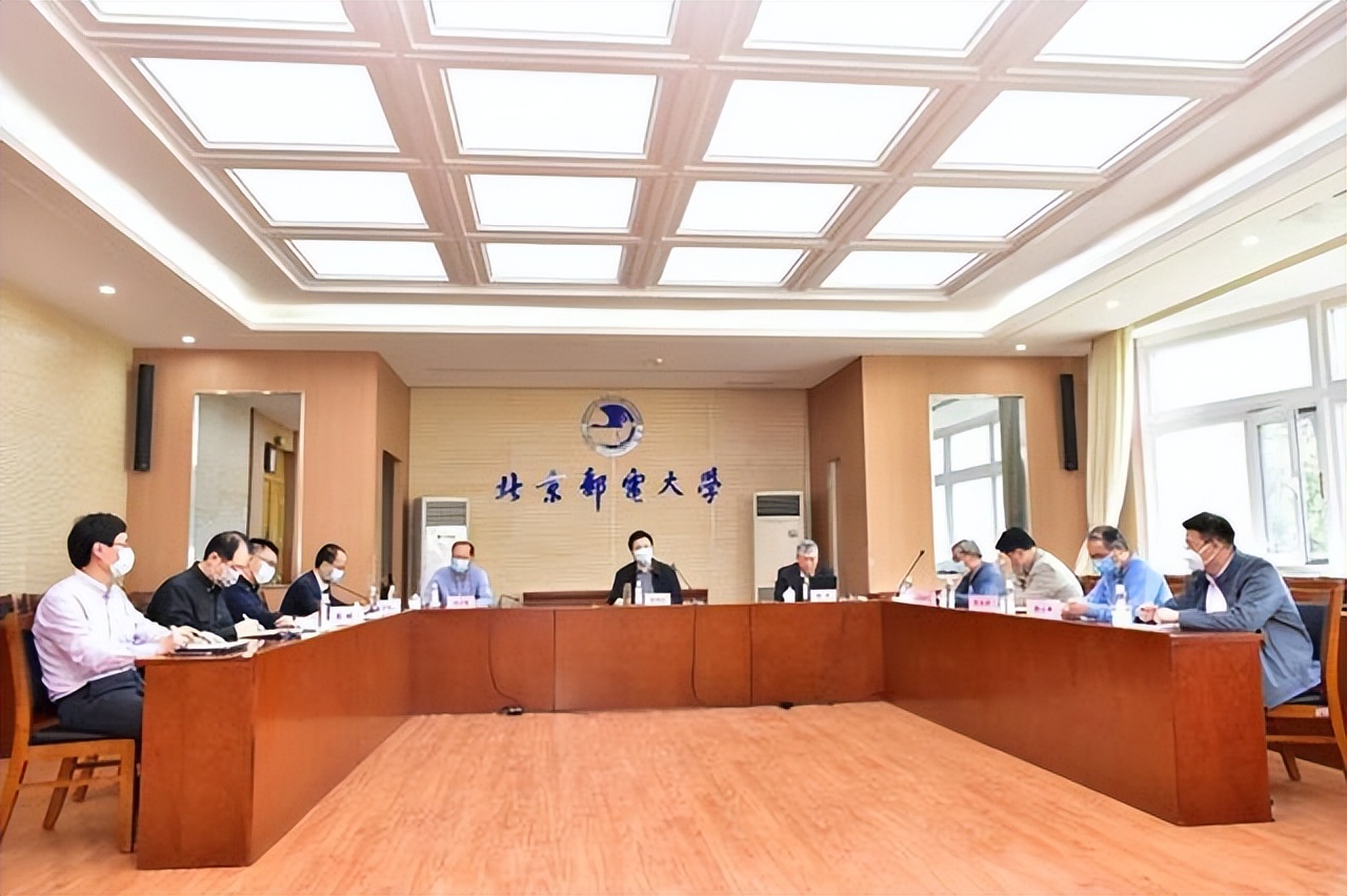 “怎么不给留学生？”，北邮大学宿舍遭吐槽，环境太差