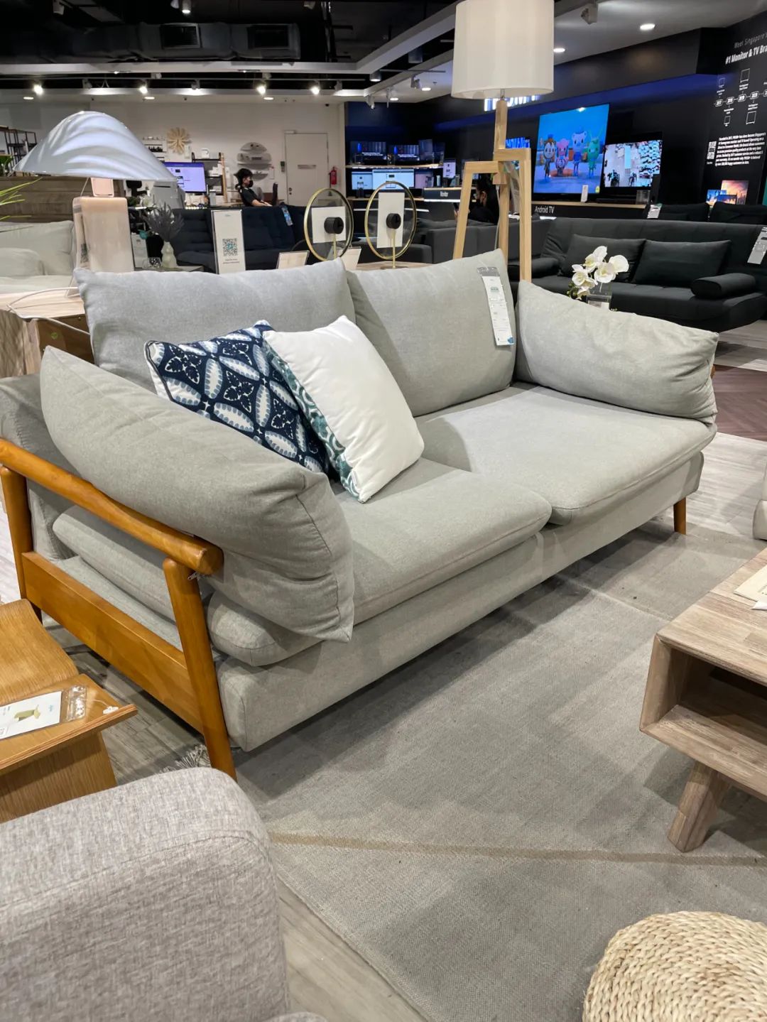 新加坡去哪买衣服鞋子,新加坡去哪买电脑配件