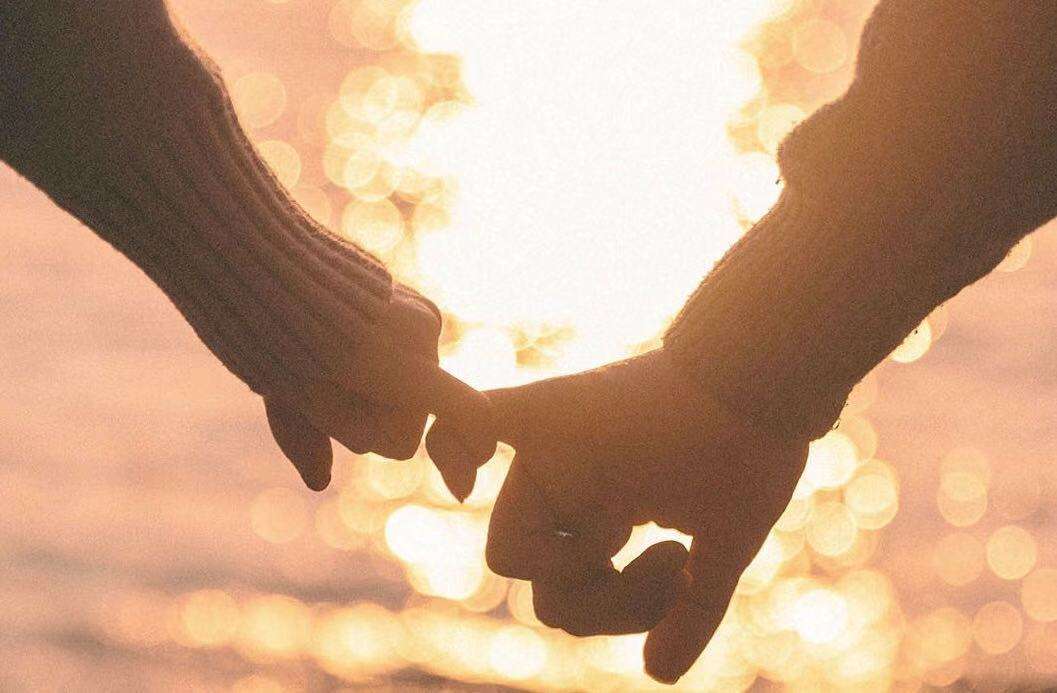 不喜欢但适合结婚的人,喜欢但不合适能结婚吗