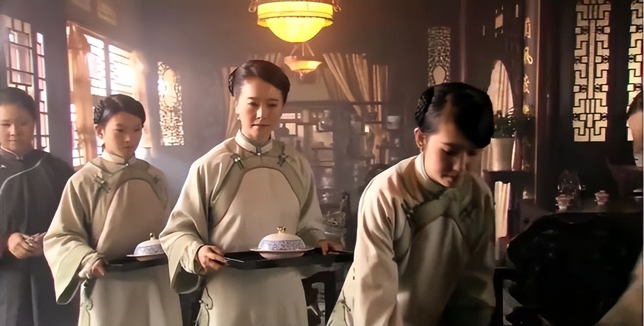 上海富太太月薪14万招聘保姆,上海富太太招丫鬟