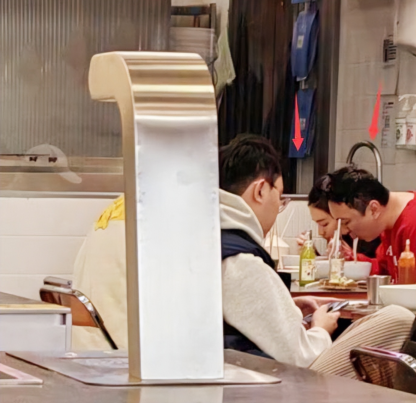 媒体证实王思聪打人被拘,媒体评王思聪打人