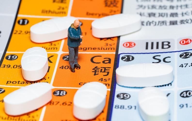 身体出现这几个信号可能更年期,女人出现5种症状可能是肾虚