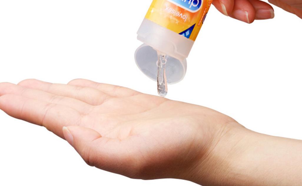 外阴总是很干怎么回事,阴道每天都有什么症状