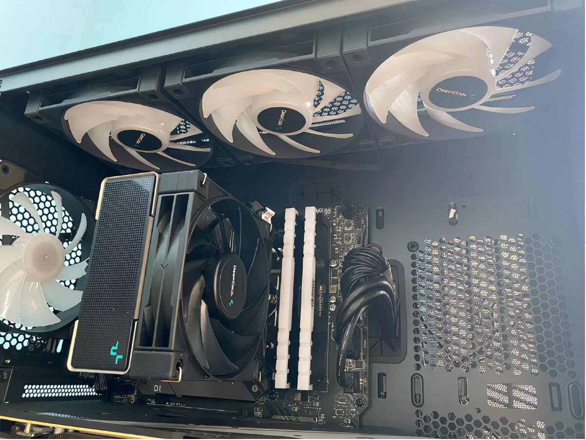 九州风神玄冰400适合什么cpu,百元内超静音cpu风冷散热器推荐