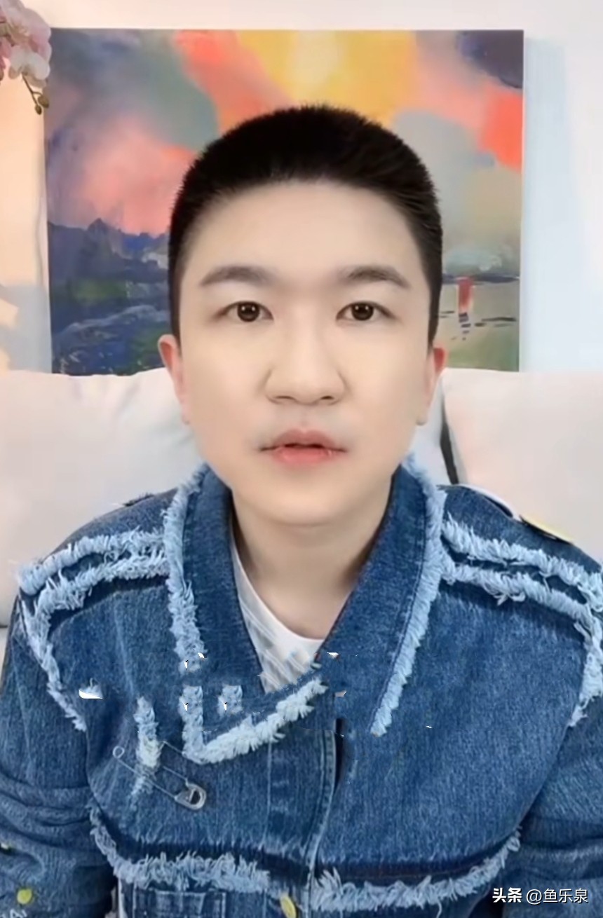 美女主持人格小格回忆当明星助理时的心酸：吃剩盒饭，替明星守夜