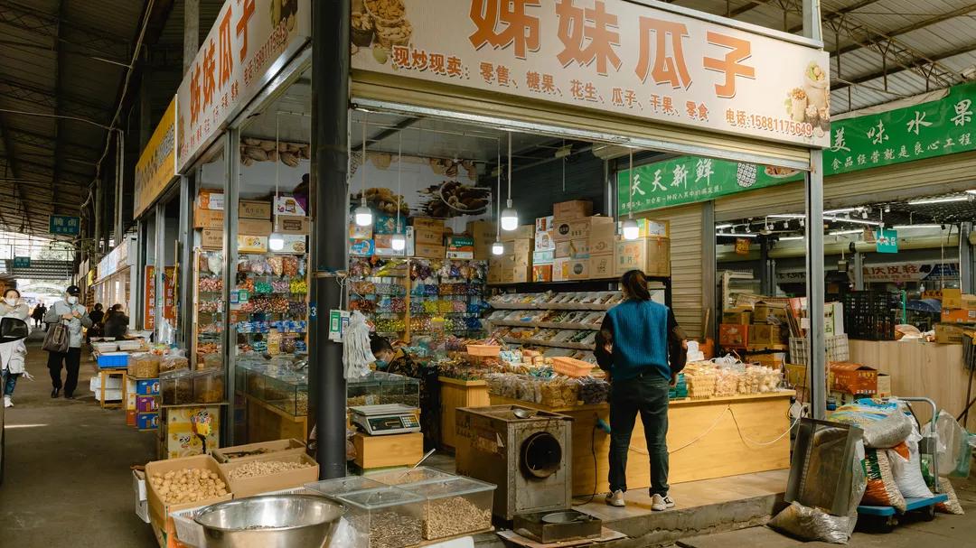 成都伏龙小区伏龙一街,土味城中村