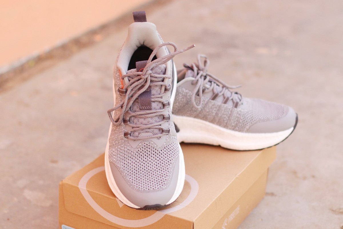 百元以内价格运动鞋品牌,百元左右性价比高运动鞋