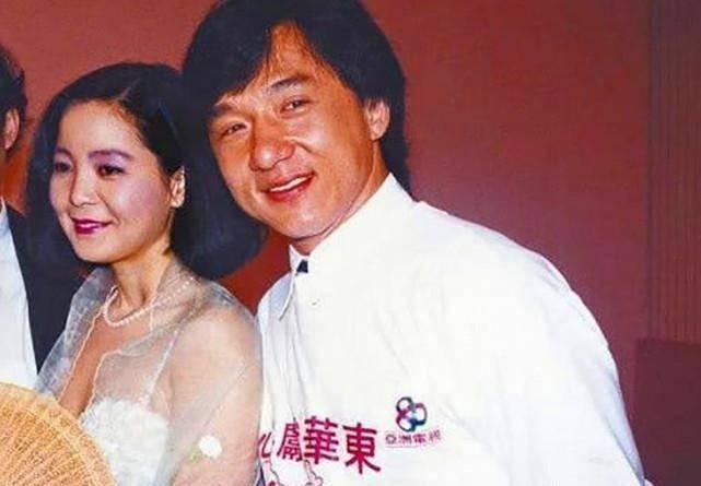 日军日记：*安妇慰**不服从管教，我很愤怒，用*刀刺**插入她的*体下**