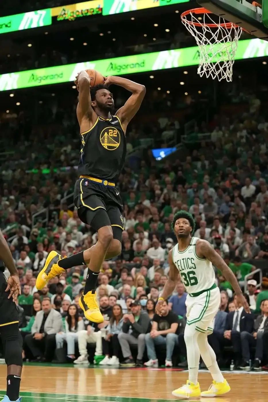 维金斯为什么要代言匹克,维金斯怎么不穿匹克的鞋了