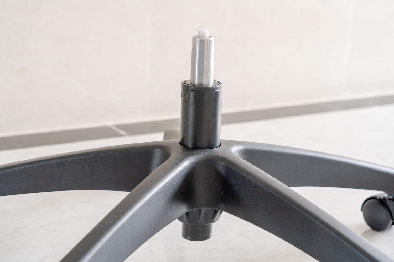 永艺入门级人体工学椅横评,永艺双背联动人体工学椅评测