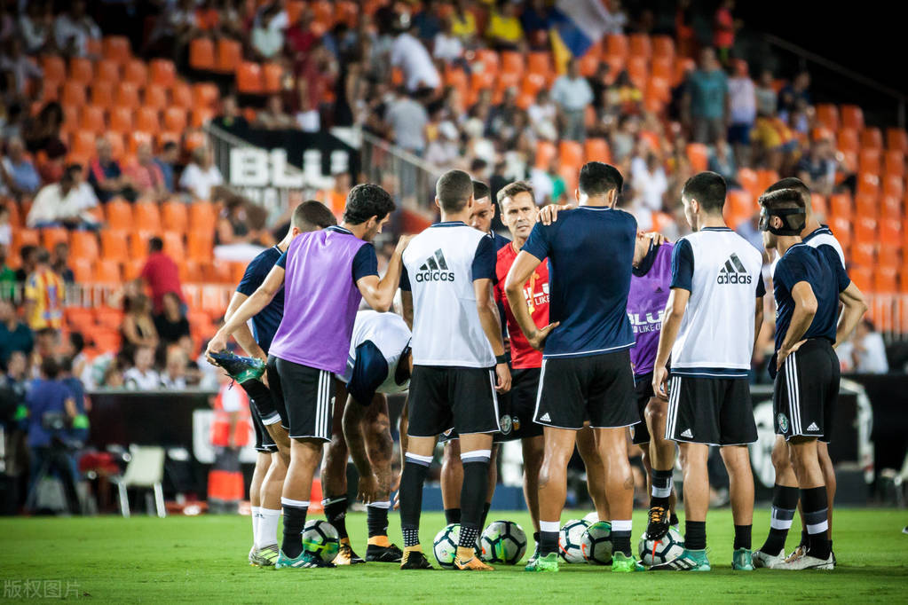 今日足球预测罗马vs勒沃库森,阿尔梅勒vs赫拉克勒预测