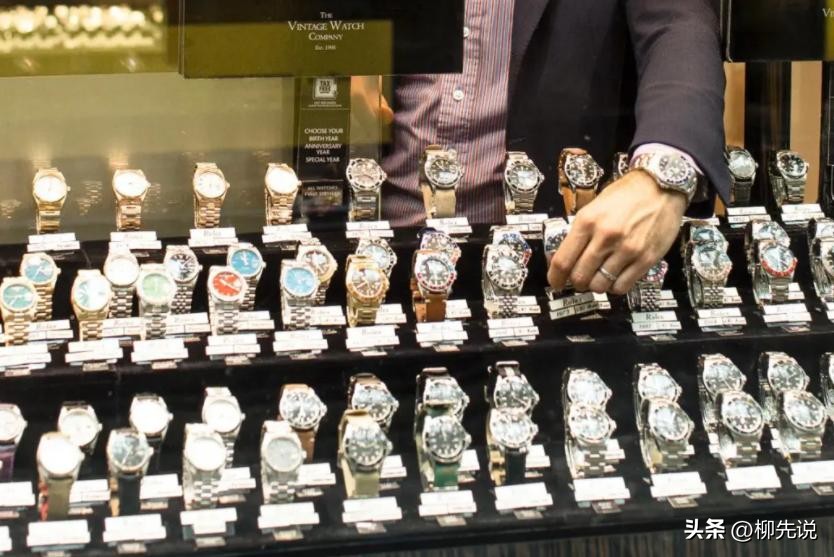 全球排第一的奢侈品：牌子值368亿美元，LV、爱马仕都不是其对手