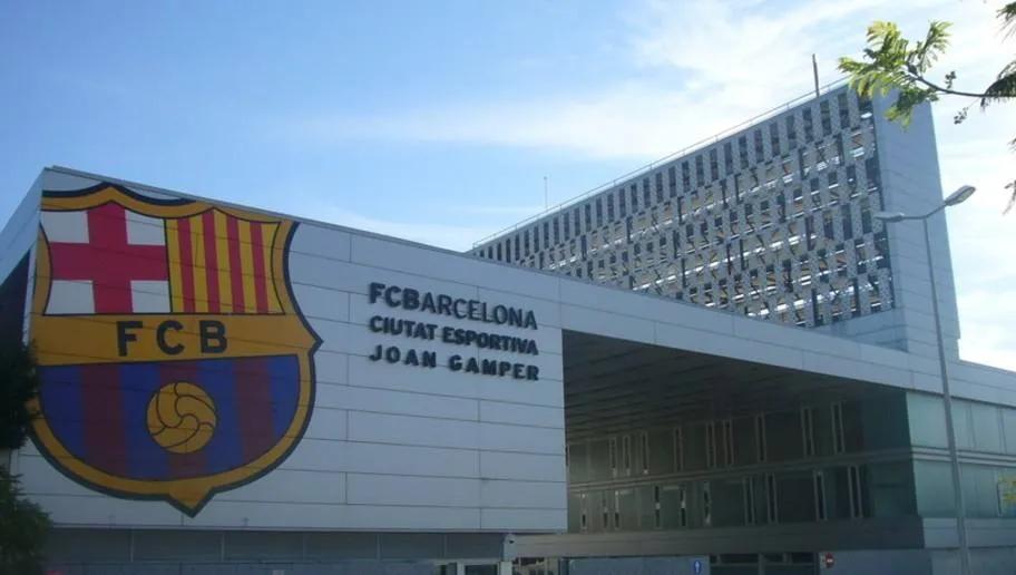 顶级俱乐部球员日常训练,宏远俱乐部训练基地