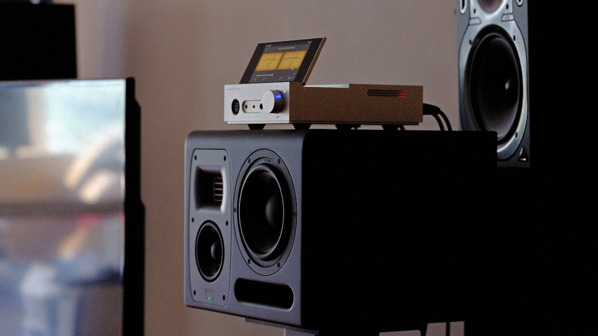 整个给你—山灵EM7强叔简评