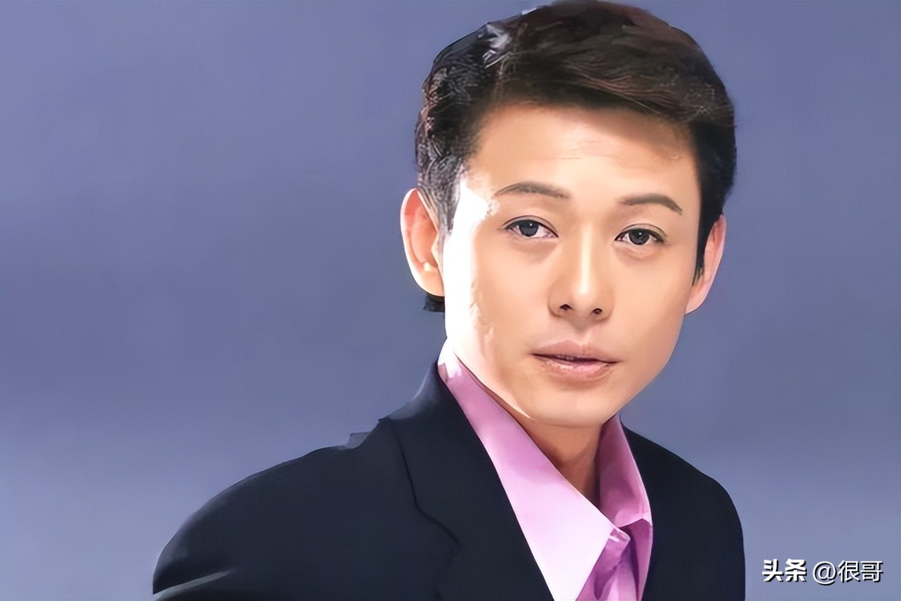 第二次拥抱记者,第二次拥抱齐涛身份