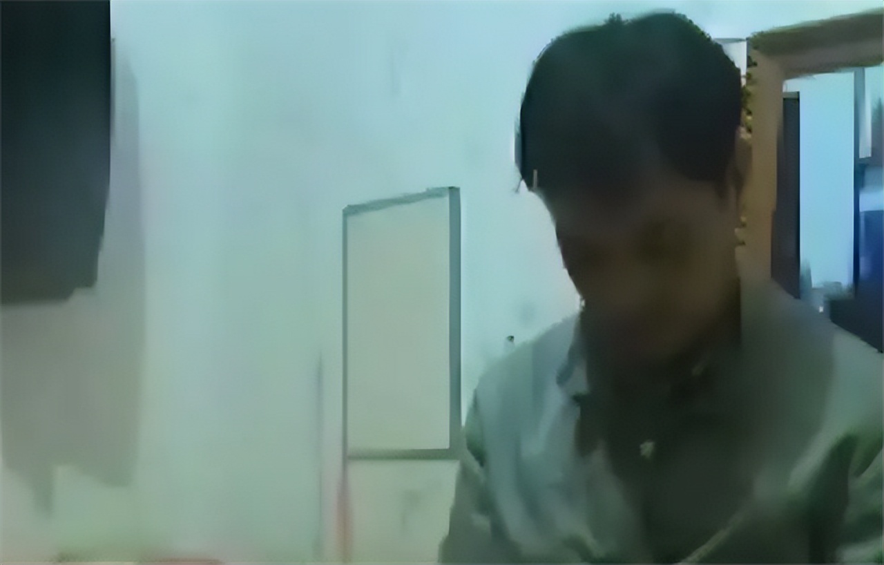 09年浙江深山半夜传来婴啼，男子买下山上矿洞，其妻调查发现端倪