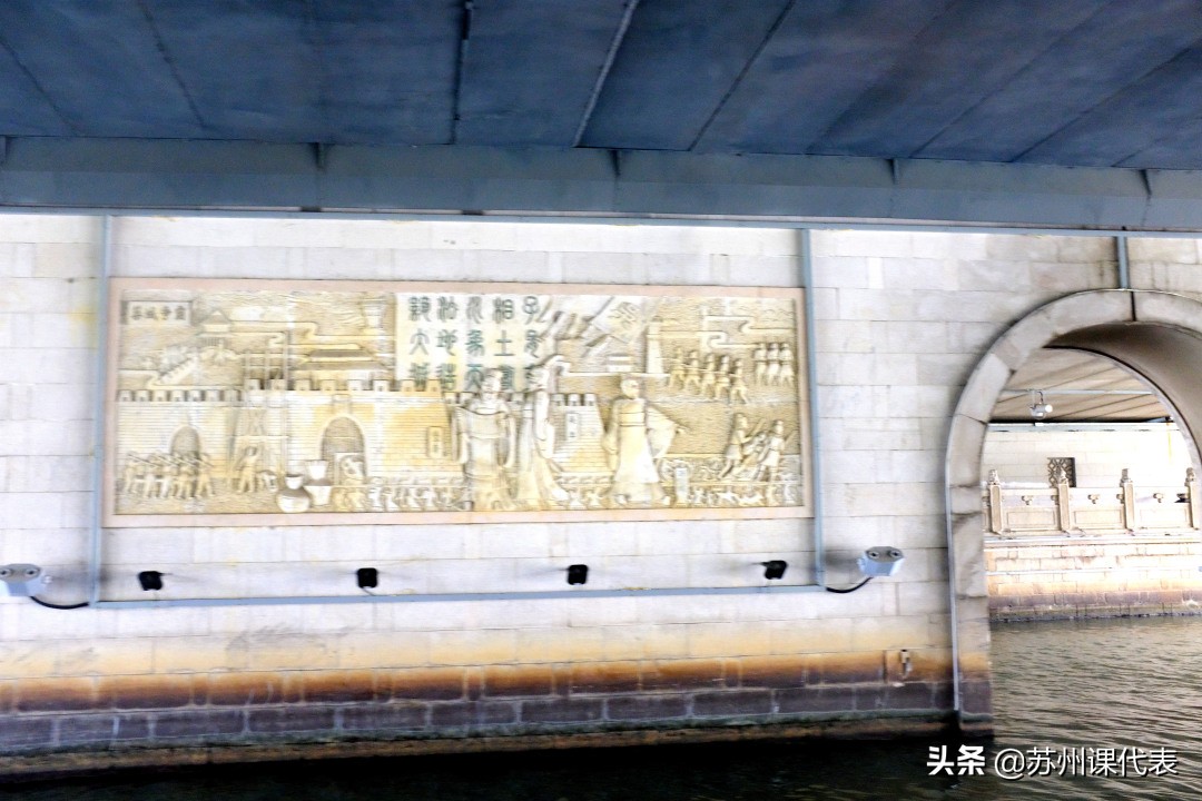 君到姑苏见人家尽枕河写的是哪里,君到姑苏见人家尽枕河是什么含义