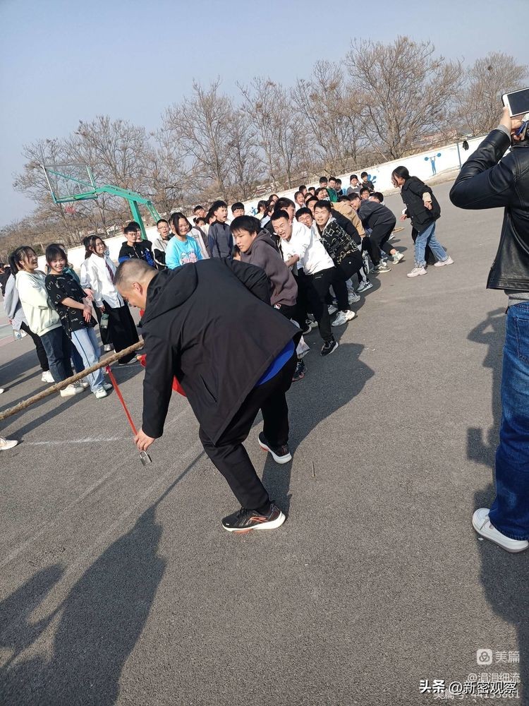 济南学校举办拔河比赛,岳庄拔河大赛