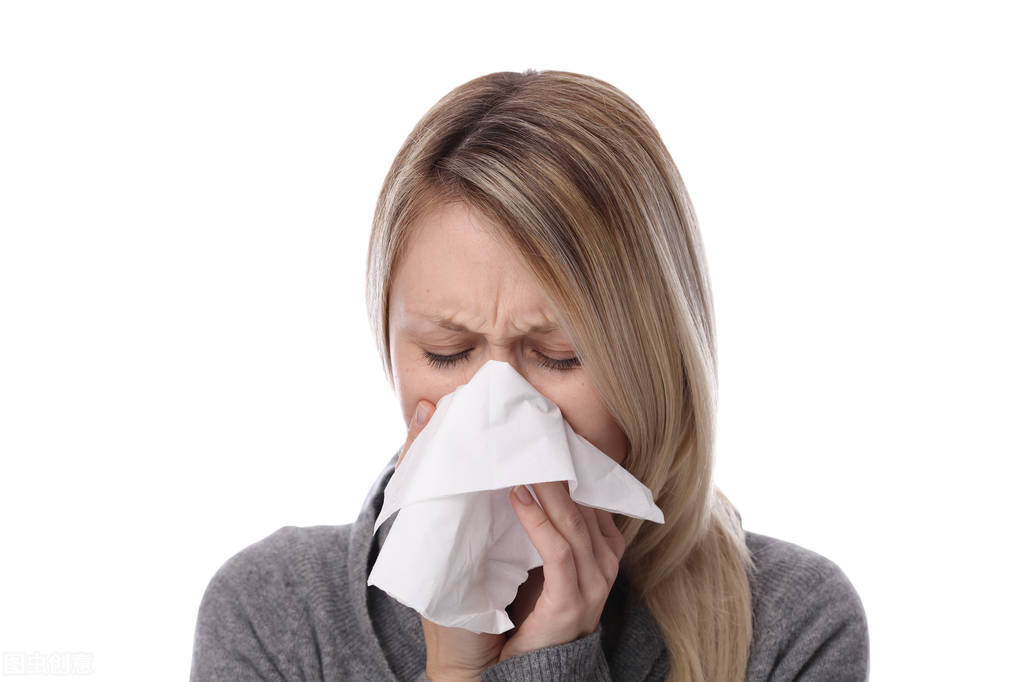 打喷嚏流鼻涕属于什么感冒,反反复复感冒流鼻涕打喷嚏